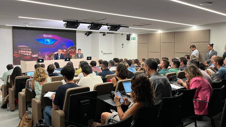 Rueda de prensa Presentación Roig Arena