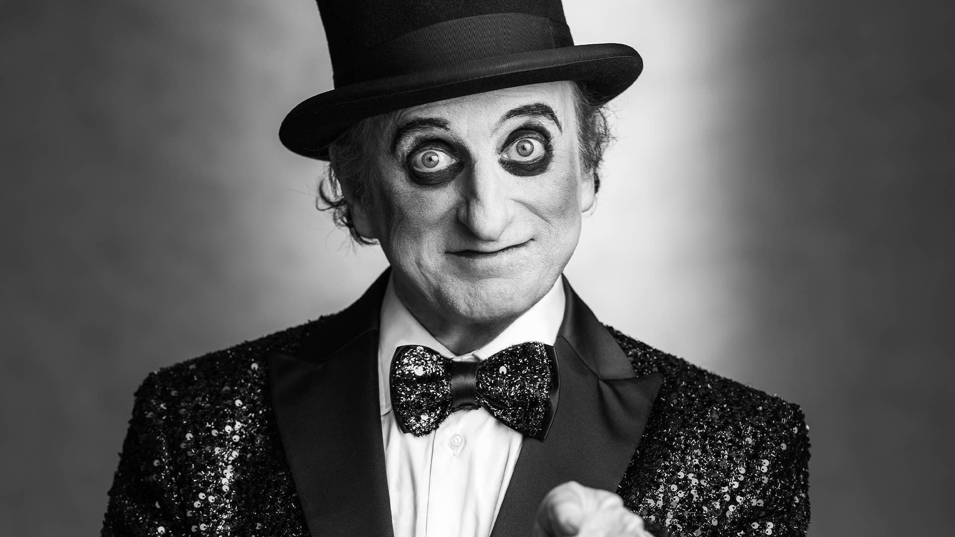 Anuncio La Orquesta Mondragón
