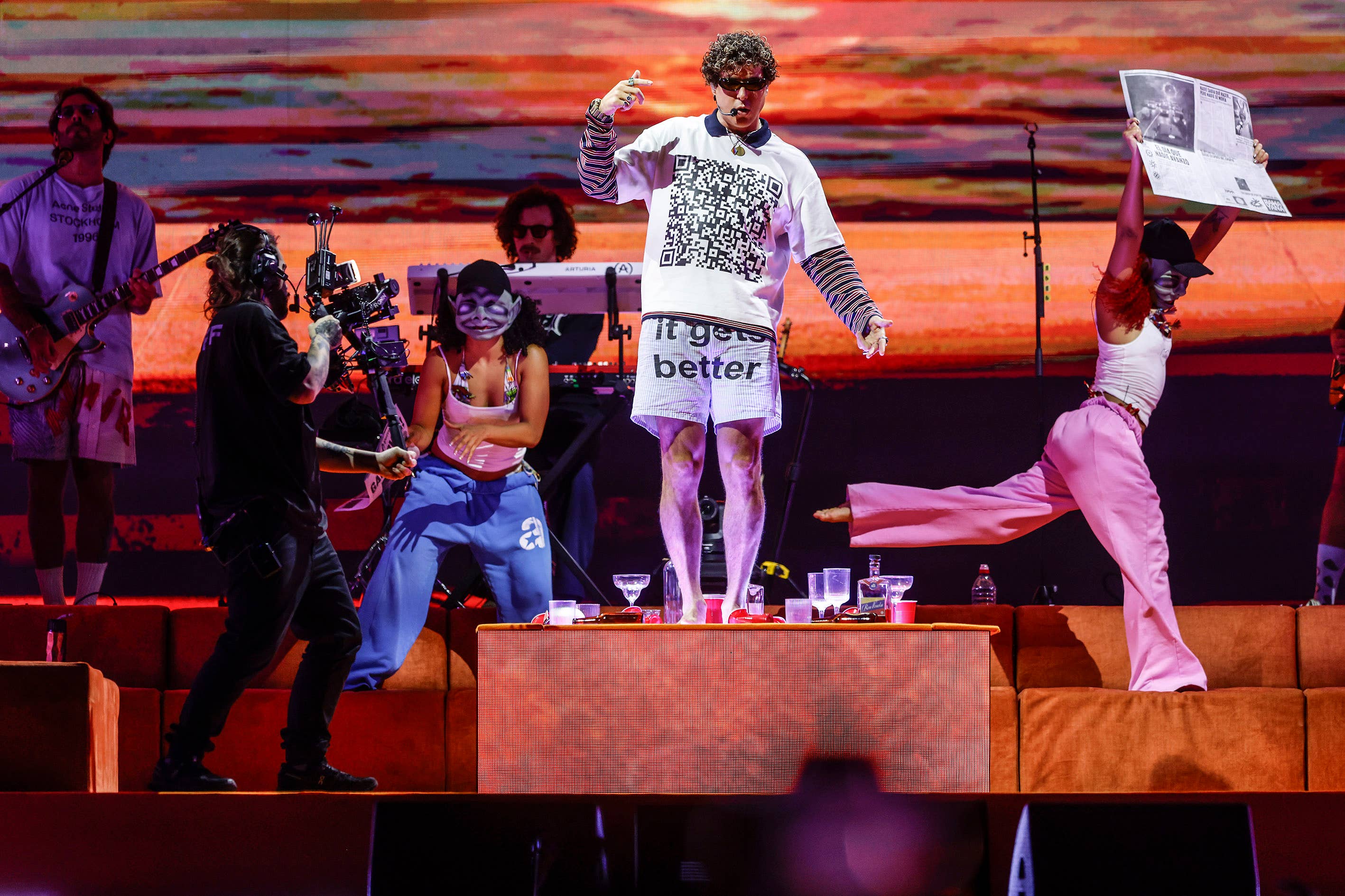 El trippy pop de Rawayana conquista el Roig Arena