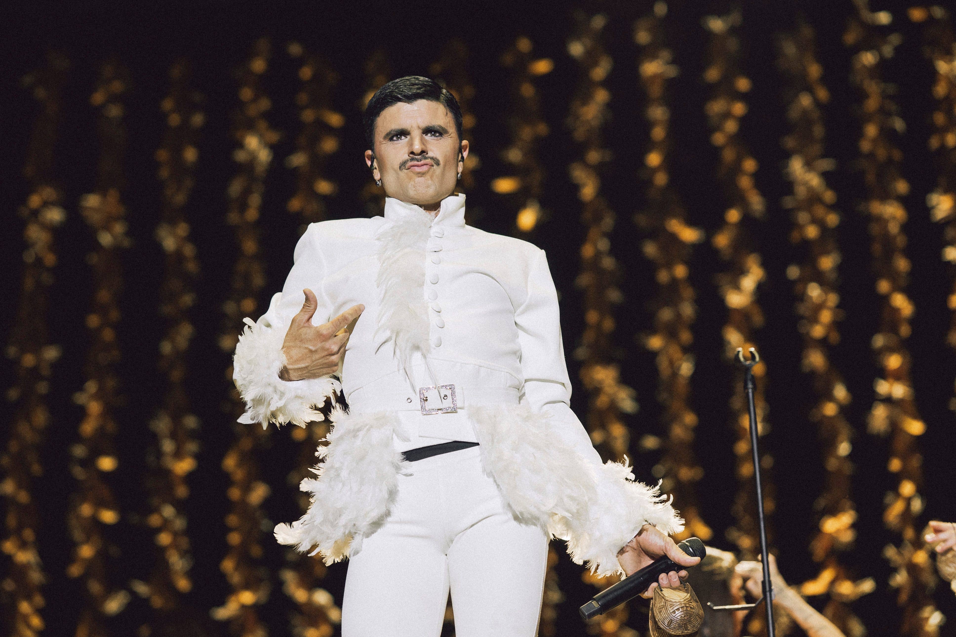 Rodrigo Cuevas presentará “La Belleza” en la Sala Auditorio Roig Arena el 15 de octubre de 2027