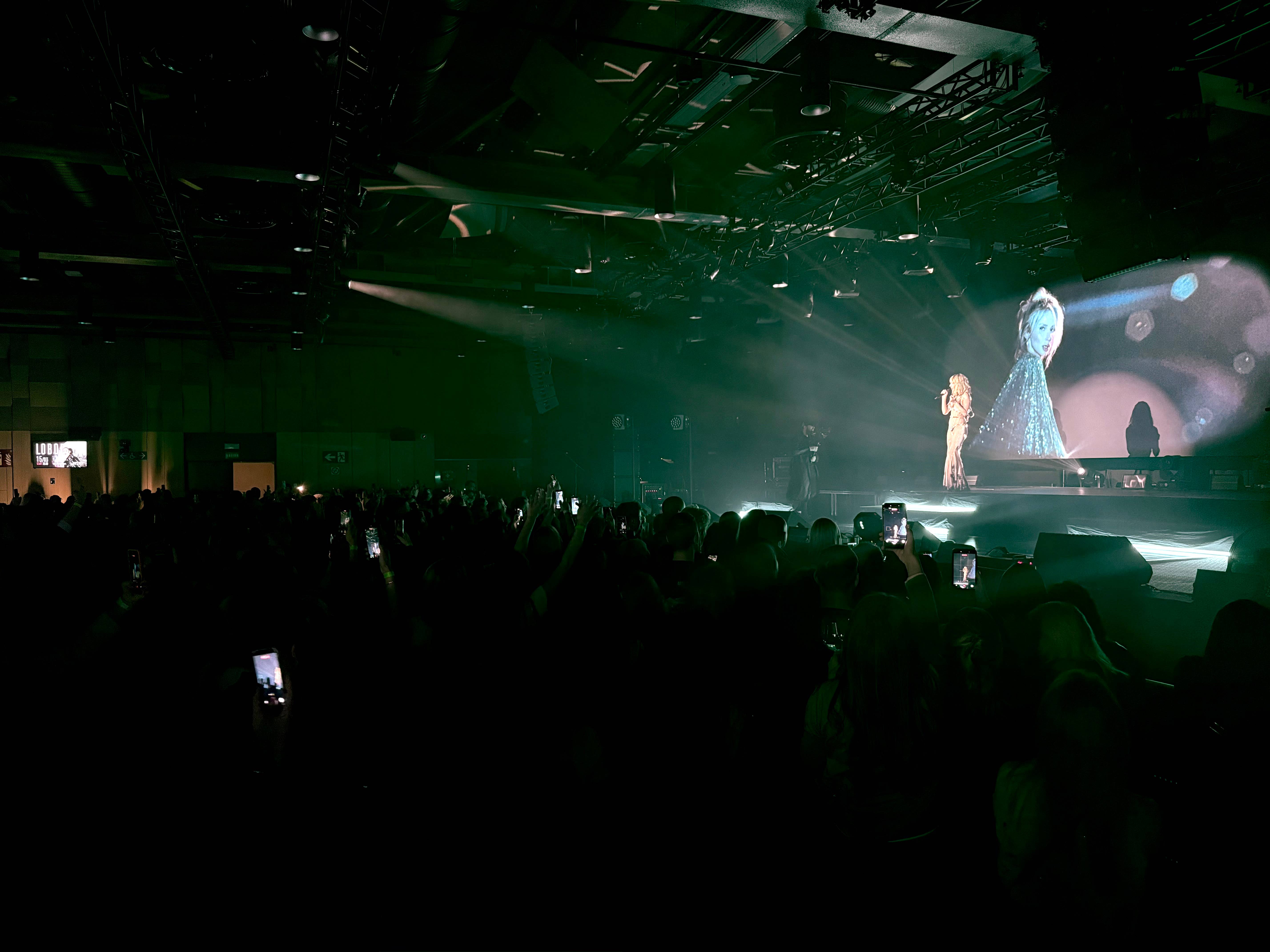 Loboda Dazzles in Her Debut at Roig Arena Auditorium